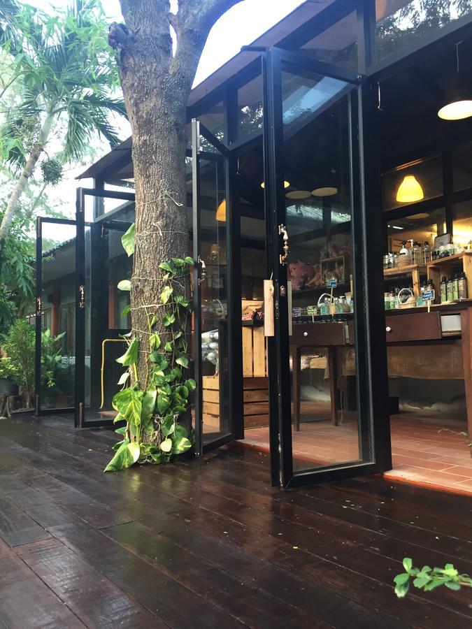 Pathio Baan Chumphon酒店 外观 照片